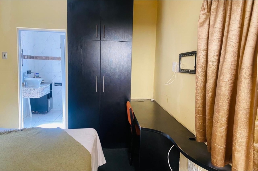 Commercial Property for Sale in Southernwood Eastern Cape